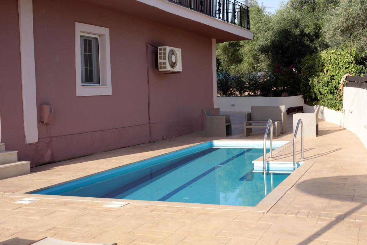 Апартаменти Ionian Balcony Ліксурі Екстер'єр фото