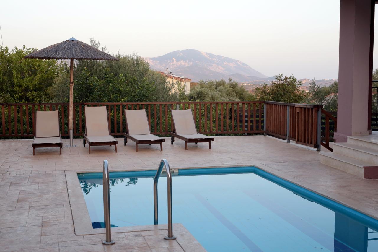 Апартаменти Ionian Balcony Ліксурі Екстер'єр фото