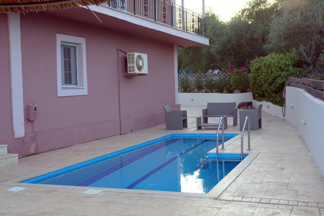 Апартаменти Ionian Balcony Ліксурі Екстер'єр фото